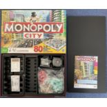 Monopoly City with 80 3D Buildings by Hasbro 2008, unused complete and internal contents still in