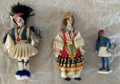 3 x Collectors Dolls, a group of three dolls / Figures, good conditionWe combine postage on multiple
