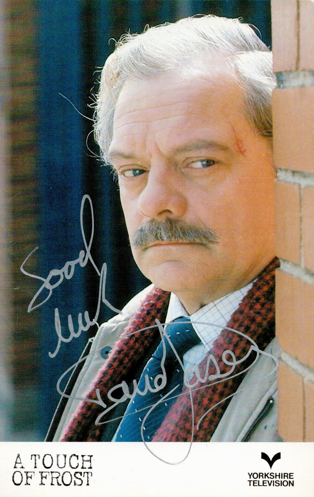 David Jason signed 6x4 colour Touch of Frost photo. English actor, comedian, screenwriter and