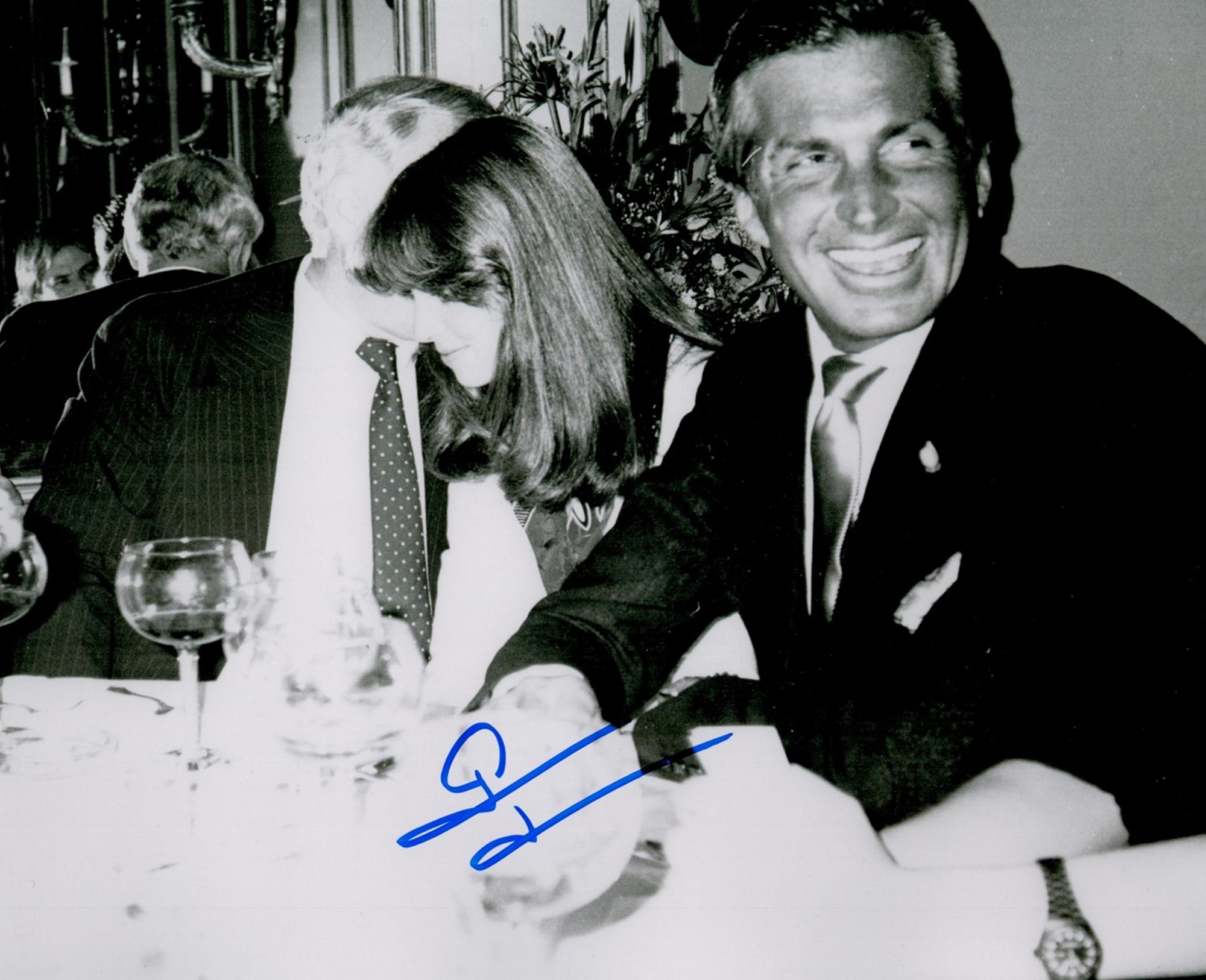 George Hamilton signed 10x8 black and white photo. Hamilton is an American film and television