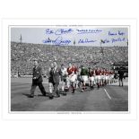Autographed MAN UNITED 1977 16 x 12 Photo-Edition : Colorized, depicting Manchester United caretaker