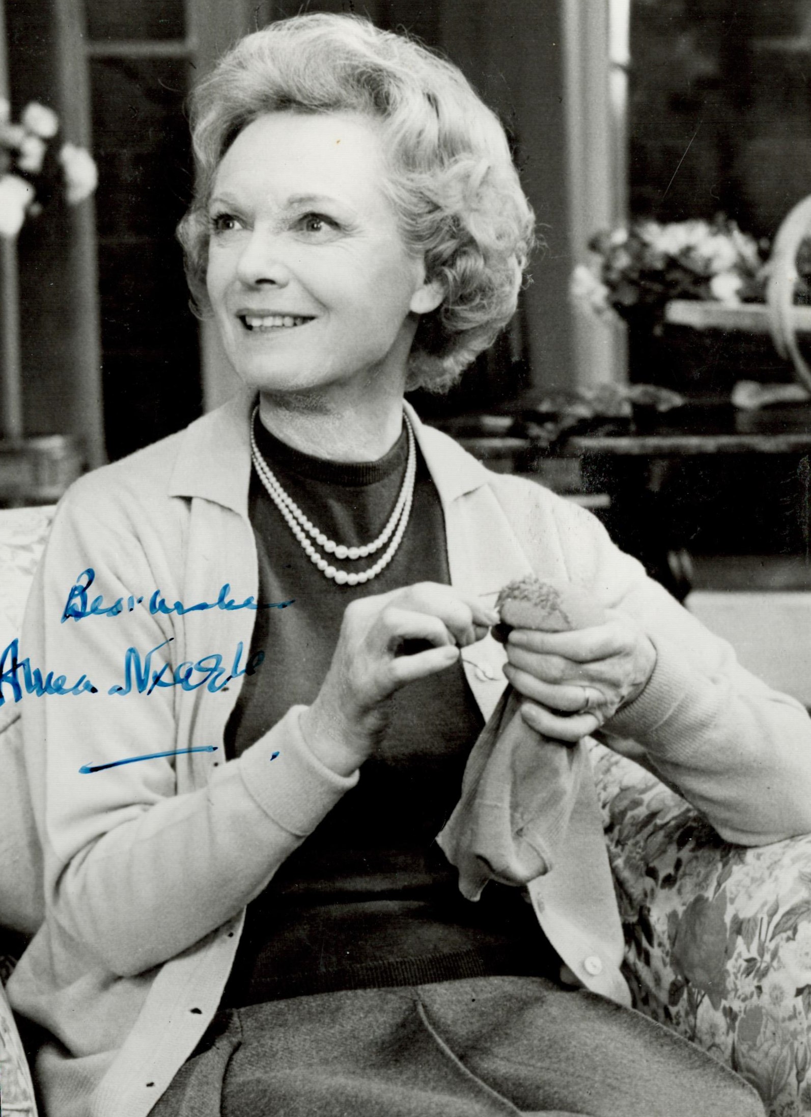 Anna Neagle signed 8x6 vintage black and white photo. Good condition. All autographed items come