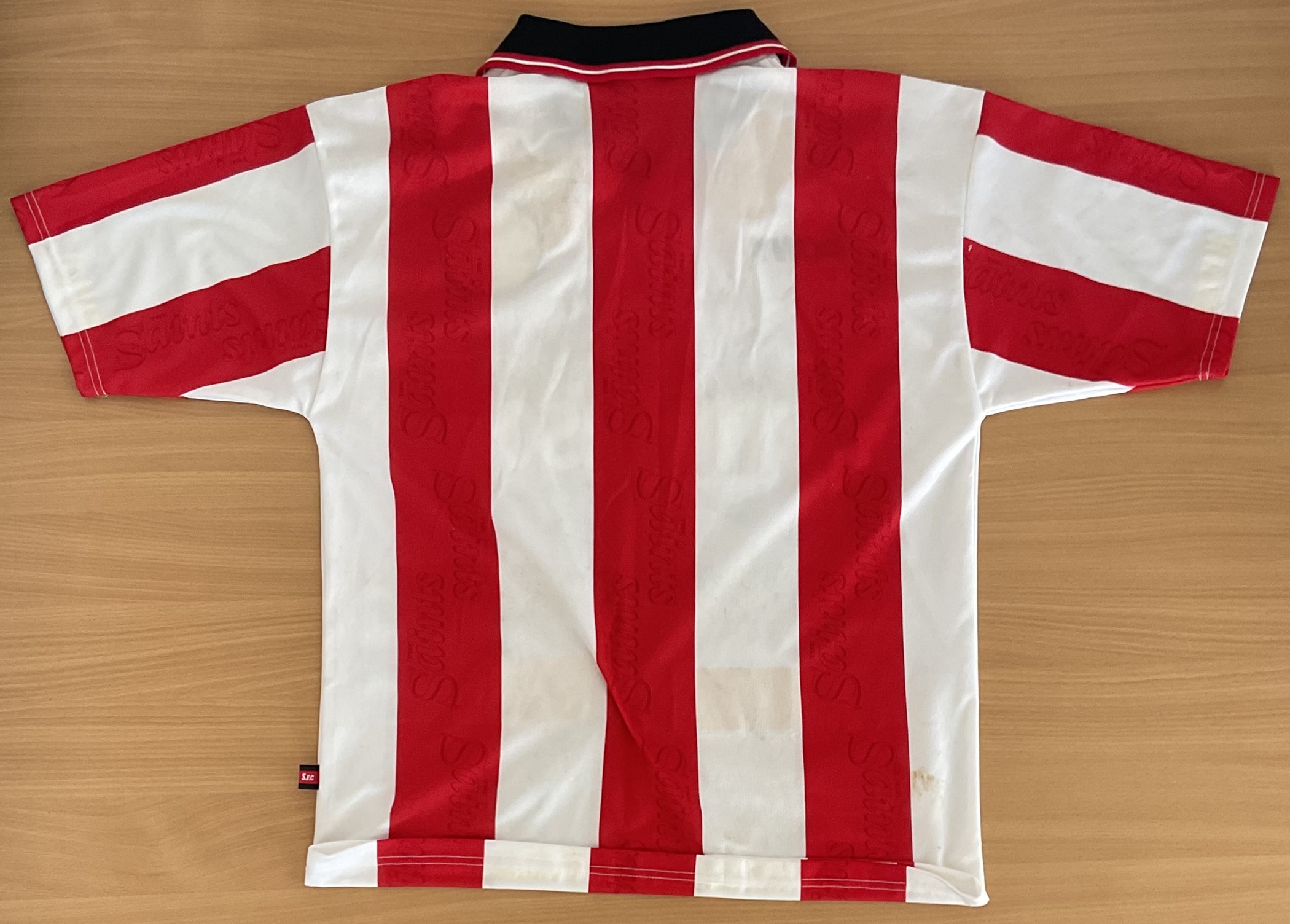 Football Southampton 1998/99 season multi signed replica home shirts over 20 signatures includes - Image 2 of 2