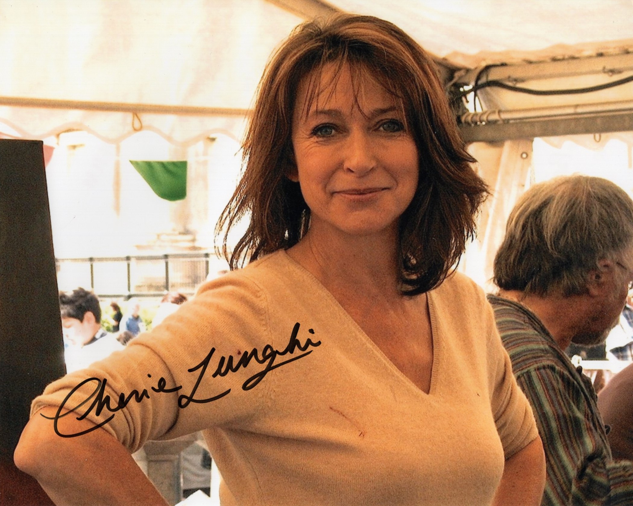 The Manageress and Kenco coffee actress Cherie Lunghi signed 8x10 photo. Good condition. All