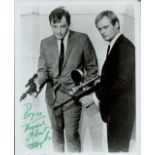 Robert Vaughn signed 10x8 black and white photograph in character as Napoleon Solo and shown