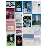 Football collection. 30 signatures in total. Includes Watford, WHU, and more. Good Condition. All