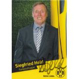 Football autographed Siggi Held 6 X 4 Photo-Card: Former West German International, Played In The