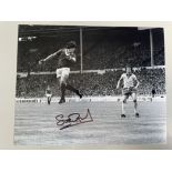 Stuart Pearson Former Manchester United Player Signed 10x8 inch photo. Good condition. All