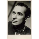 Carl Duering, a signed (to back) 5.5x3.5 photo. An actor best known for his role as Dr. Brodsky in