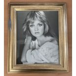 Twiggy Lawson signed 12x10 inch overall framed black and white photo. Good condition. All autographs