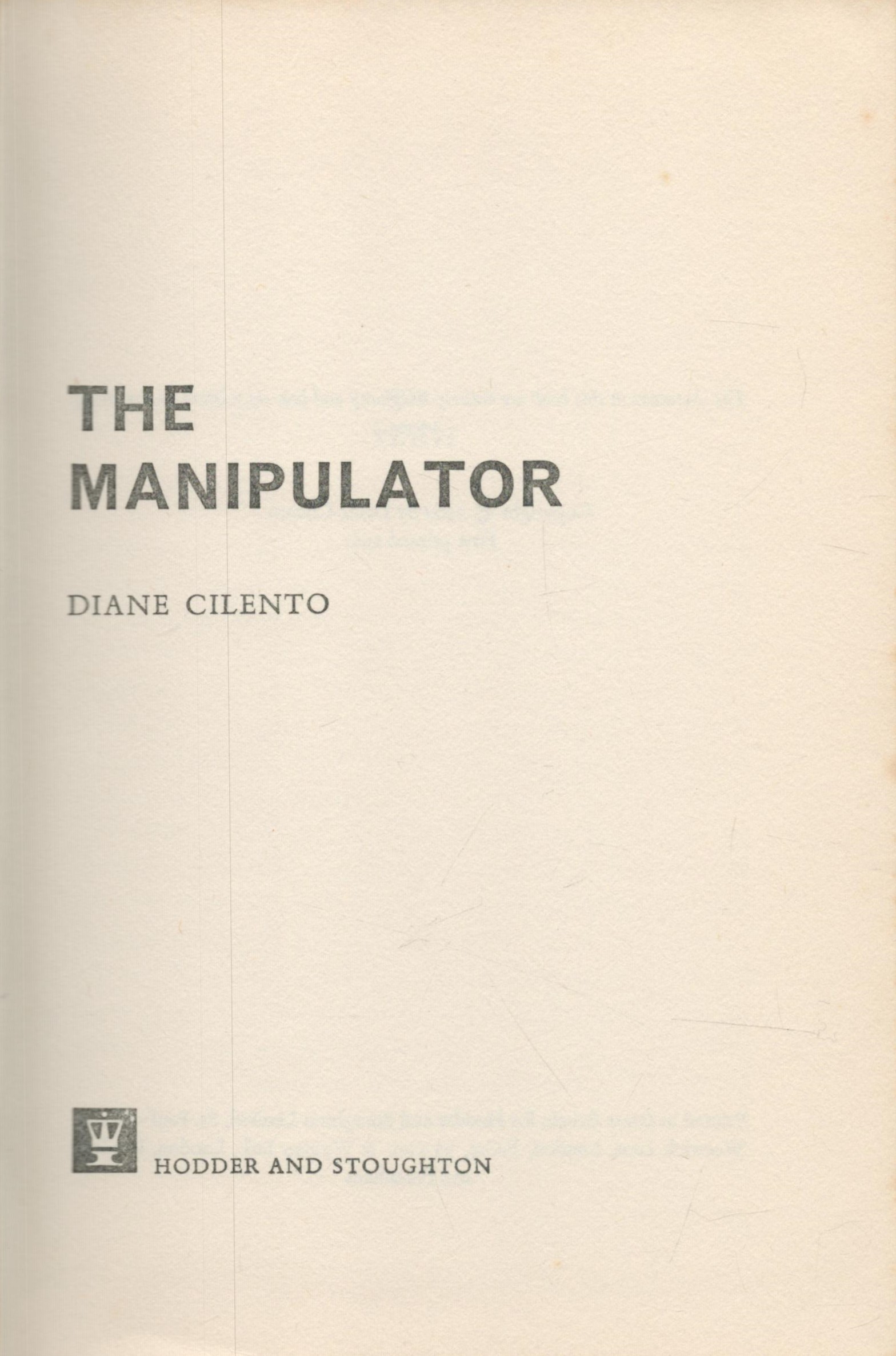 Books. Diane Cilento Signed Autograph Card Loosely inserted into The Manipulator 1st Edition - Image 3 of 4