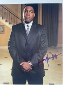 Mykelti Williamson American Actor, Forrest Gump 10x8 inch signed photo. Good condition. All