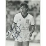 MARTIN HAYES signed England 6x9 Press Photo. Good condition. All autographs are genuine hand