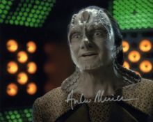 Staar Trek Deep Space Nine photo signed by actor Andrew Robinson. Good condition. All autographs are