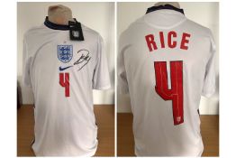 Declan Rice Signed England Football T-shirt size Medium. Good condition. All autographs are