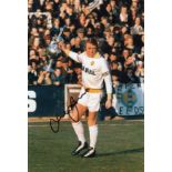 Football Autographed Mick Jones 12 X 8 Photo: Col, Depicting A Wonderful Image Showing Leeds