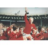 England 1966 World Cup Winners 18x12 inch colour photo 5 signatures includes Roger Hunt, Martin