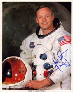 Space autograph Auction NASA Astronauts, Moonwalkers, Apollo, Mercury, Gemini, Cosmonauts, Shuttle Crews, Test Pilots