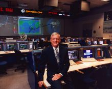 Glynn Lunney signed 10x8 inch colour photo Apollo 13 flight director. From single vendor Space