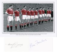Football Autographed Man United 1958 Presentation: A Superb Colorized 12 X 8 Photo Showing The Busby