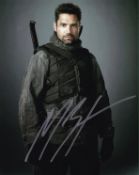 SALE! Arrow Manu Bennett hand signed 10x8 photo. This beautiful 10x8 hand signed photo depicts