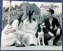 Railway Children Sally Thomsett, Bernard Cribbins signed 10 x 8 inch b/w photo at the station with