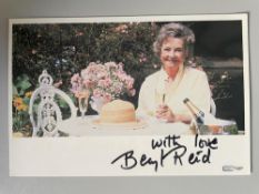 Beryl Reid Late Great British Comedy Actress 7x4 inch signed photo. Good condition. All autographs