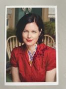 Elizabeth McGovern Downton Abbey Actress 6x4 inch signed photo. Good condition. All autographs are