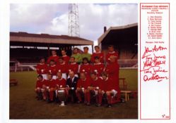 European Cup Winners Manchester United signed 16.5x12 team print. Signed by John Aston, Tony