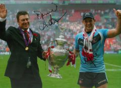 Daniel Anderson Rugby League St Helens RFC Coach Signed 16x12 Colour Photo showing Anderson and a