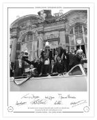 Football Autographed Tottenham 1961: A Wonderful Limited Edition Print Measuring 20 X 16 Depicting