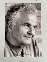 Ian Holm Late Great Lord of the Rings Actor 6x4 inch signed photo. Good condition. All autographs