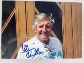 Dennis Quilley Late Great Actor and Singer 8x6 inch signed photo. Good condition. All autographs
