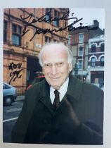 Yehudi Menuhin Legendary Violinist and Conductor 9x7 inch signed photo. Good condition. All