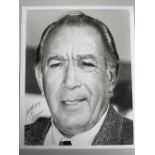 Anthony Quinn Late Great American Actor 10x8 inch signed photo. Good condition. All autographs