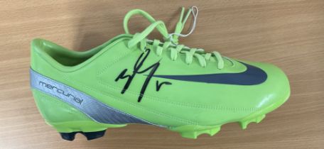 Ade Akinbiyi Signed Football Boot, good condition. Good condition. All autographs are genuine hand