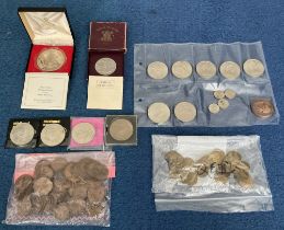 Coin Collection 11 x Crowns, 4 x Sixpence, 26 x Brass Threepence, Bag of Assorted Pennies,