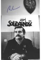 Lech Walesa signed 12x8 inch black and white photo. Good condition. All autographs are genuine