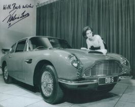 Valarie Leon signed 10x8 inch vintage black and white photo pictured alongside James Bond's iconic