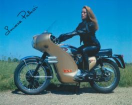Luciana Paluzzi signed 10x8 inch colour photo pictured in the James Bond film Thunderball. Good