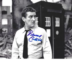 Bernard Cribbins signed 10x8 inch Dr Who black and white vintage photo. Good condition. All
