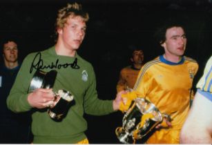 Autographed CHRIS WOODS 12 x 8 photo : Col, depicting Nottingham Forest's CHRIS WOODS and Martin O'