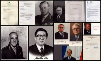POLITICAL Collection of pictures and signatures including names of Oliver Owcza, Pierre Mauroy,
