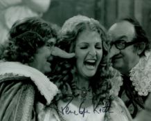 Penelope Keith signed 10x8 inch es black and white photo pictured while appearing on the Morecambe