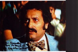 Bond Star, Nadim Sawalha signed 10x8 colour photograph pictured during his role in The Spy Who Loved