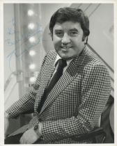 British Comedian Jimmy Tarbuck Signed 10 x 8 inch Black And White Photo. Signed In Blue Biro,