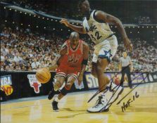 Shaquille O'Neal signed 10x8 inch colour photo. Good condition. All autographs come with a