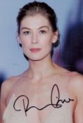 Rosamund Pike signed 6x4 inch colour photo. Good condition. All autographs come with a Certificate