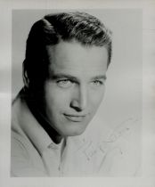 Paul Newman signed vintage 5x4 inch black and white photo. Good Condition. All signed items come