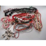 A large quantity of beads